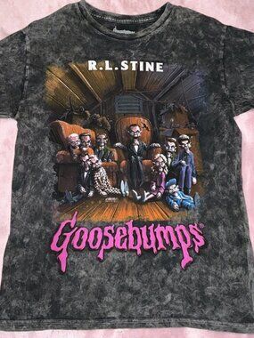 R.L. Stine Goosebumps T Shirt Mens Sz S Short Sleeve Slappy Dummy Graphic